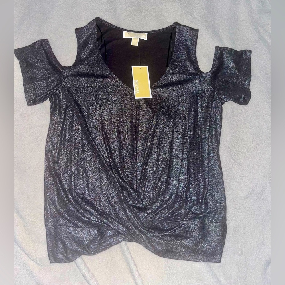NWT! Michael Kors metallic black/silver top. V-Neck Cold Shoulder Textured Top
